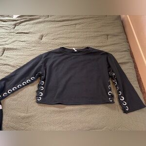 ALO Yoga Cropped Black Long Sleeve Top